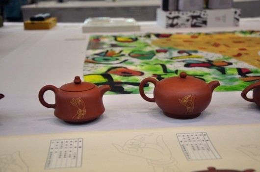 陶艺家李俊“花开见佛”紫砂作品亮相苏州创博会