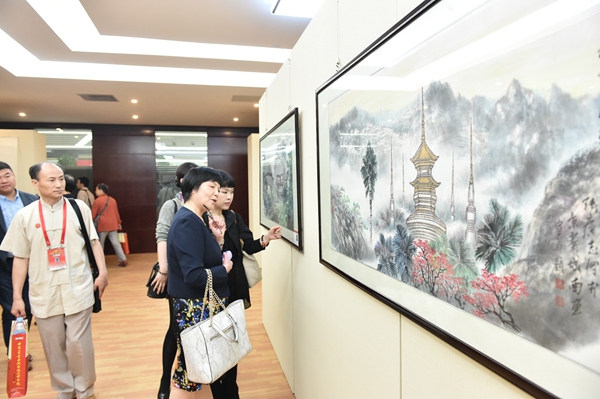 中国三百书画研究院北京分院成立 张广志作品亮相